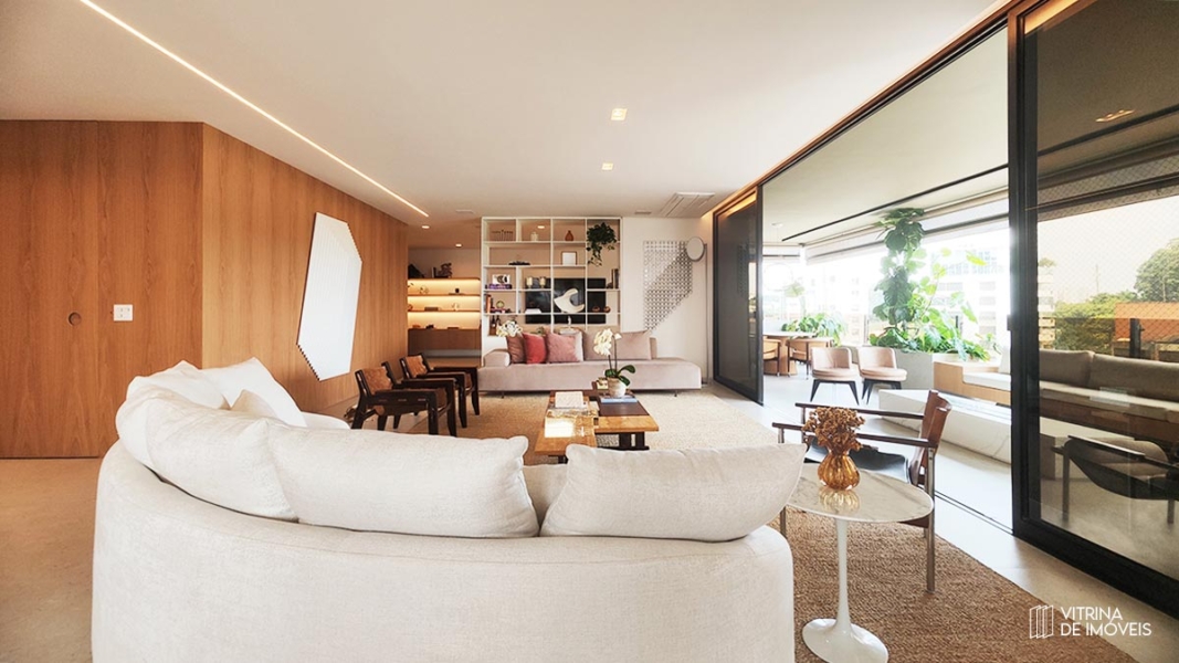 Belíssimo Apartamento Reformado no Real Parque.